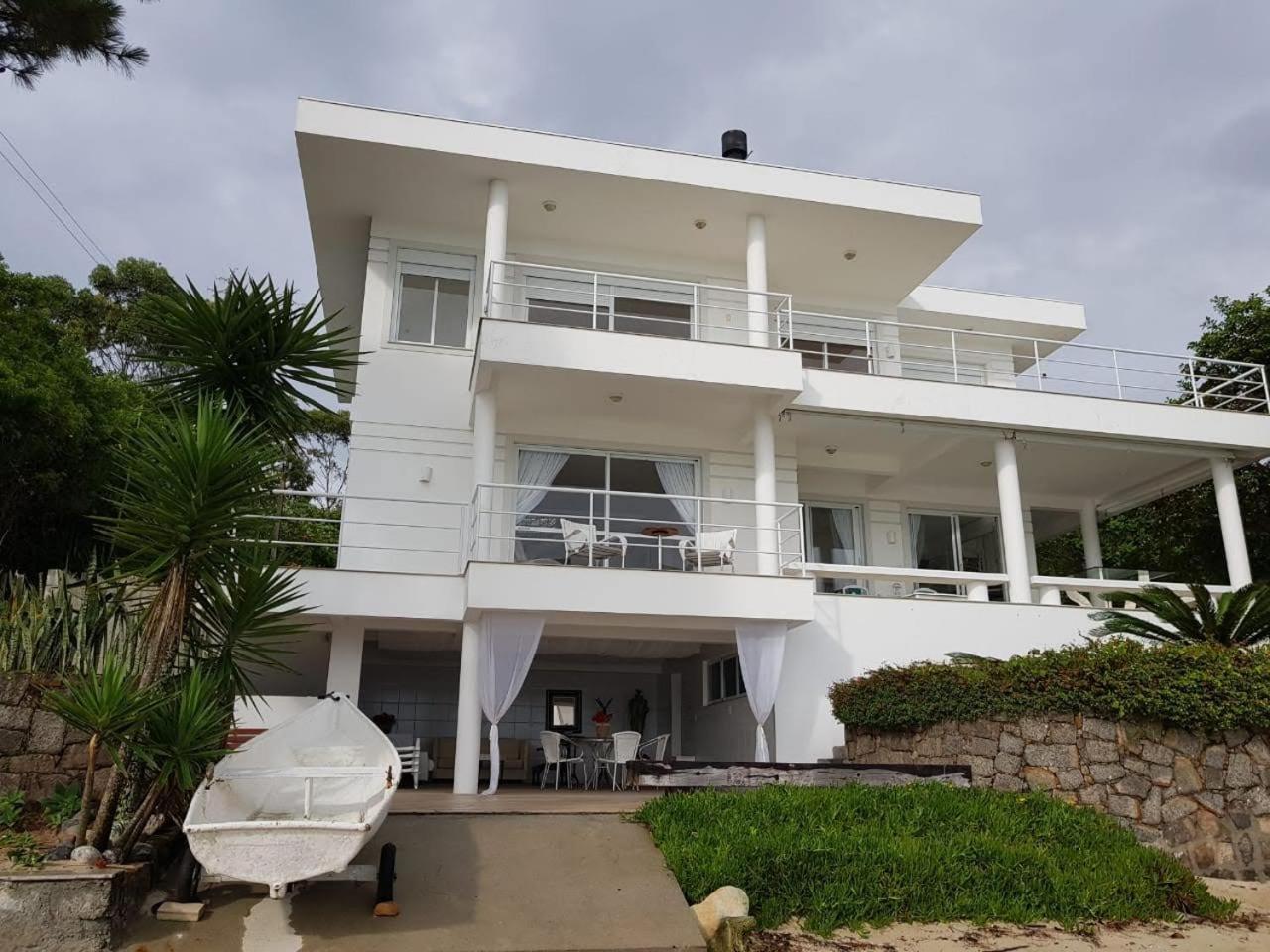 Casa Frente Do Mar Villa Governador Celso Ramos Bagian luar foto